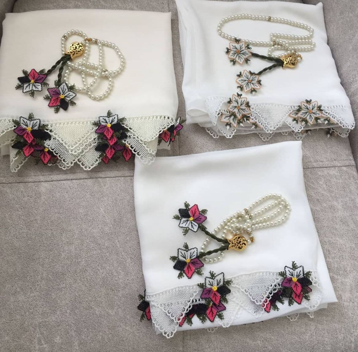 İğne Oyası Başörtüsü